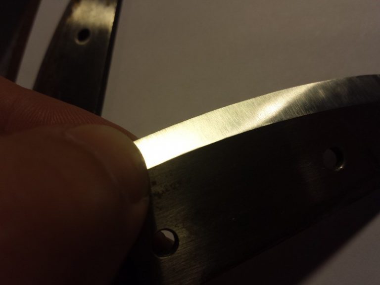 How to Sharpen Ice Auger Blades (and Keep Them Sharp) ⋆ Tackle Scout